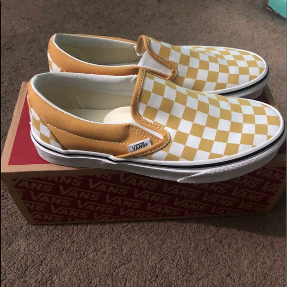 Shoes - Slip on vans